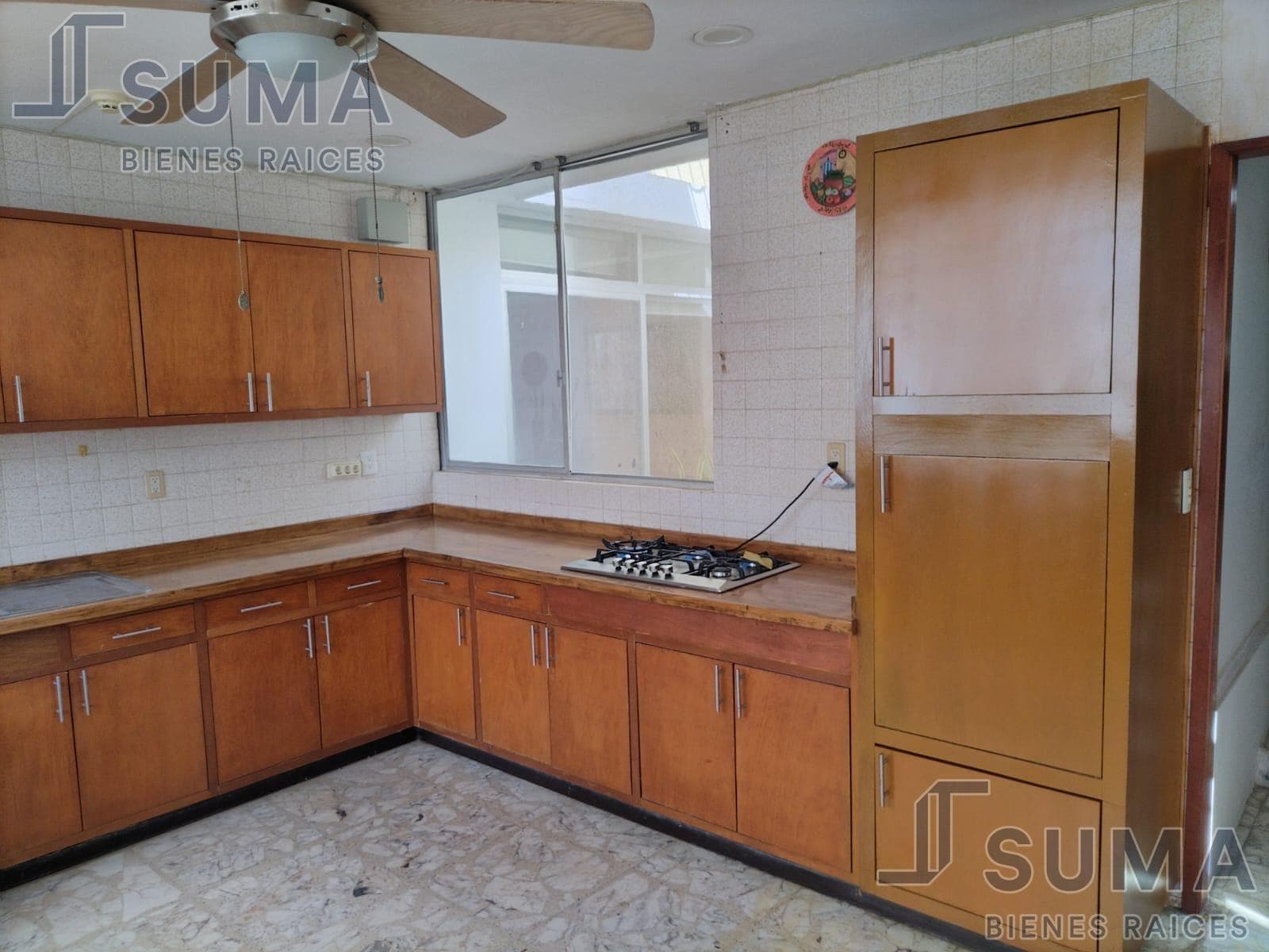 HOUSE FOR SALE OR RENT IN THE ALTAVISTA NEIGHBORHOOD, TAMPICO, TAMAULIPAS.