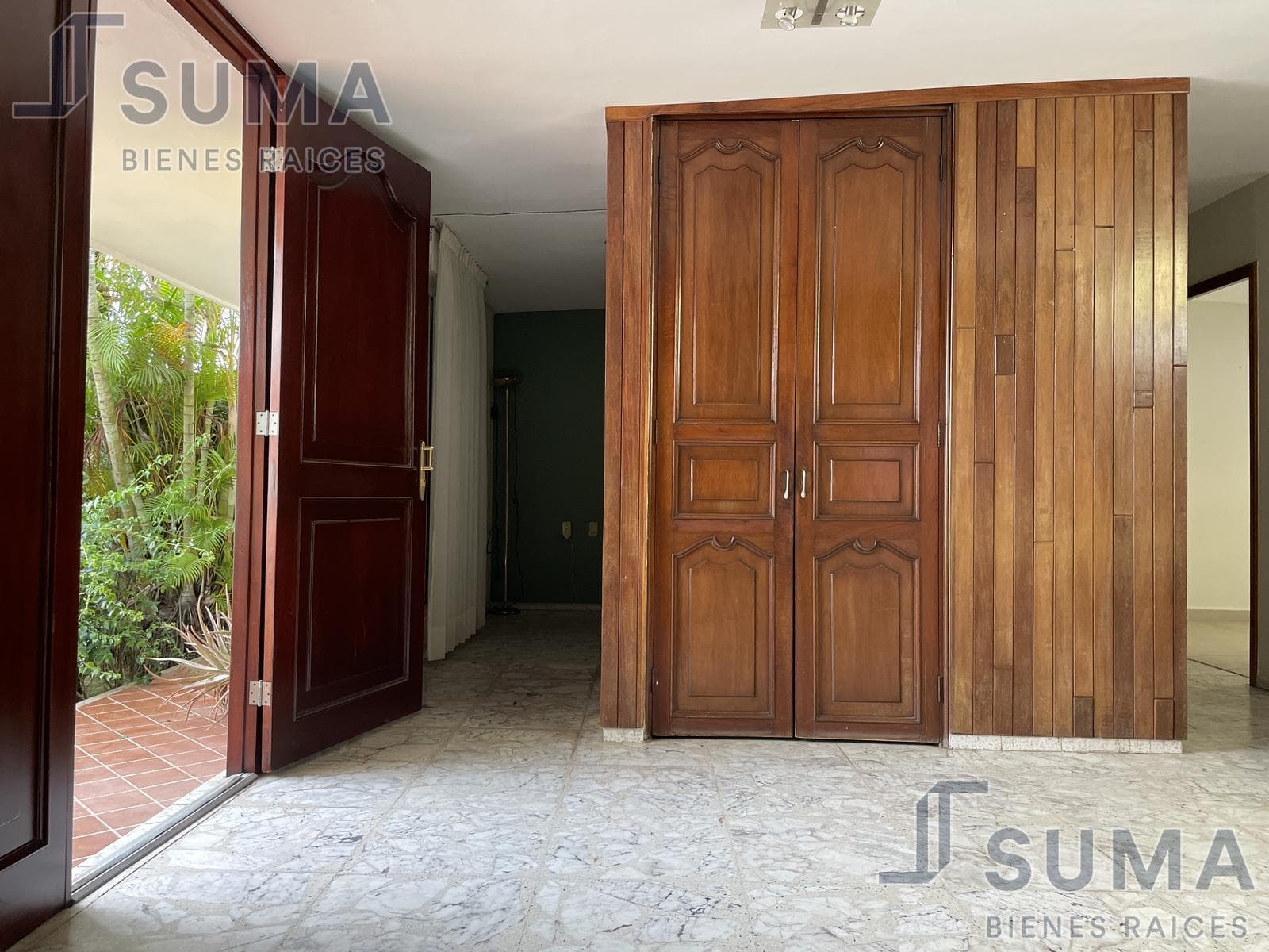 HOUSE FOR SALE OR RENT IN THE ALTAVISTA NEIGHBORHOOD, TAMPICO, TAMAULIPAS.