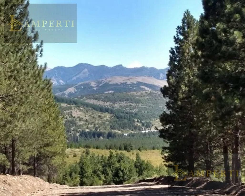 Lot in the El Remanso neighborhood of Smandes