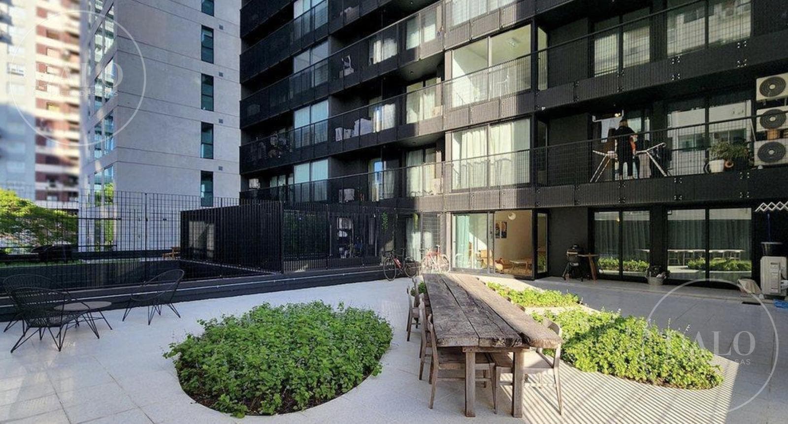Domus: 3-Room Apartment for Sale