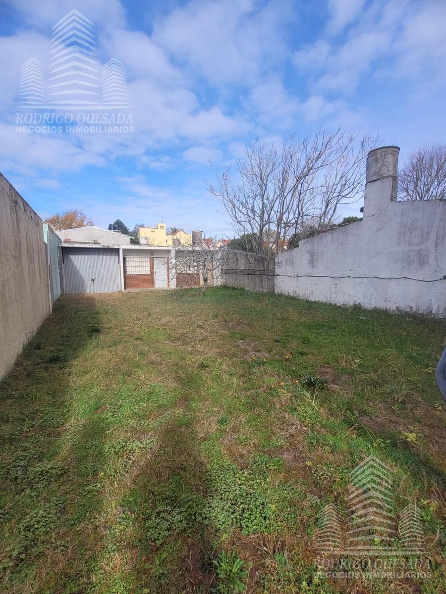 HOUSE ON ITS OWN LOT WITH GREAT POTENTIAL - FINANCING AVAILABLE