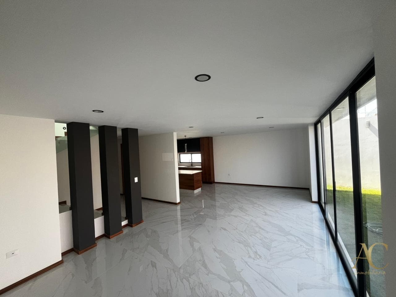 House in Lomas 2