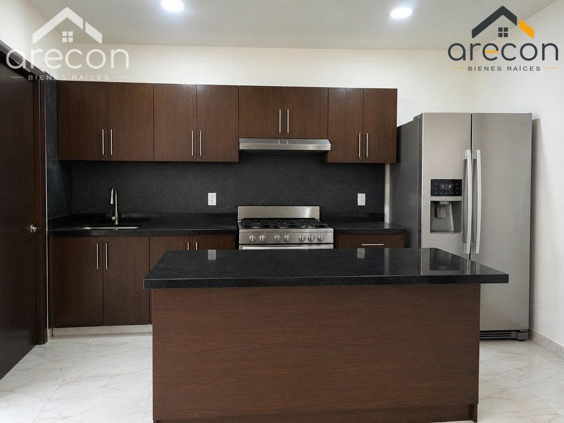 Casa nueva en Venta a 2 cuadras de Carretera Tampico Mante
