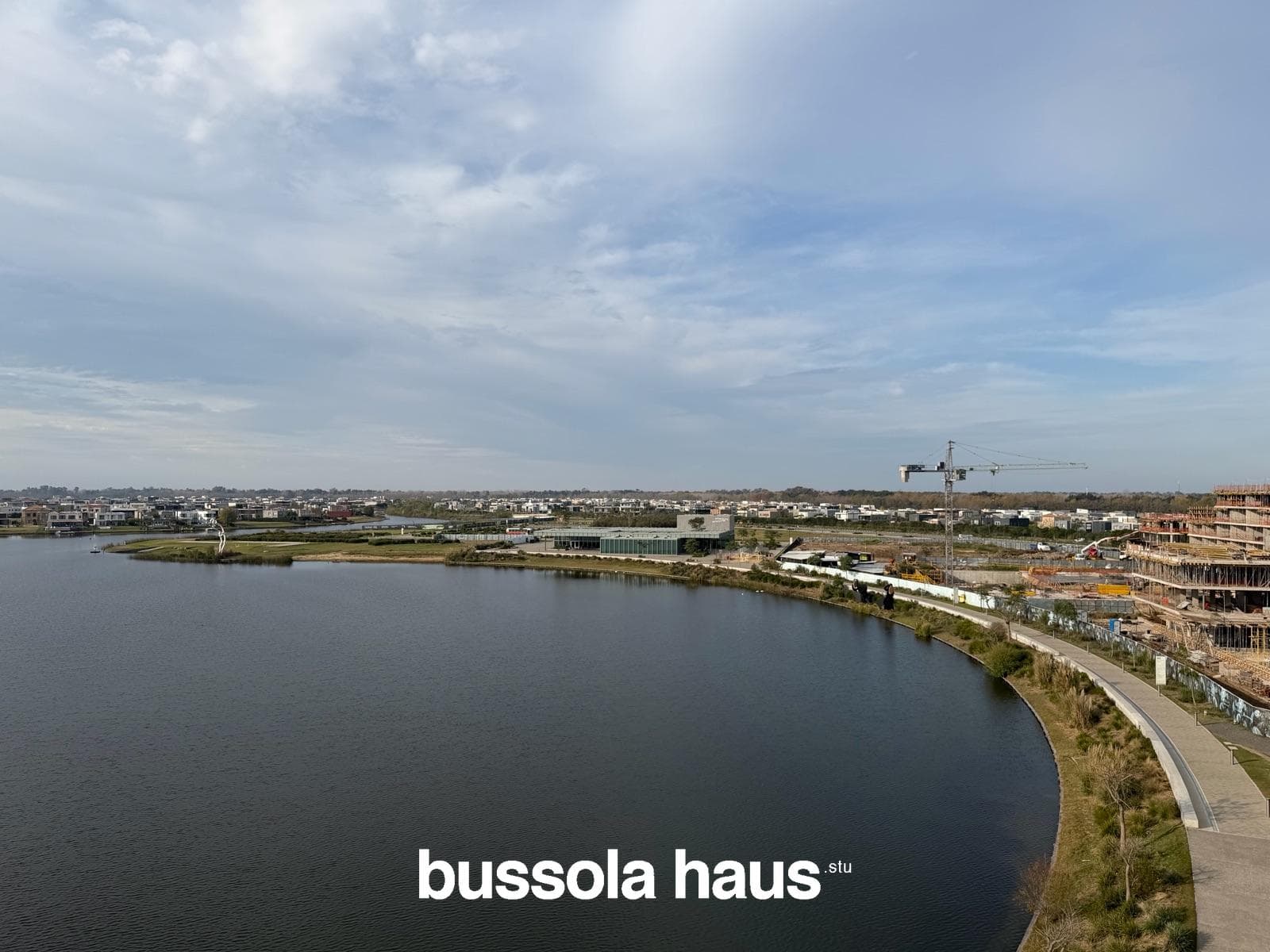 Two-room apartment for sale with garage and storage room in Puertos Escobar