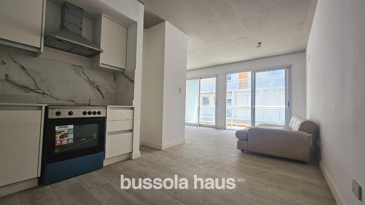 1-room apartment for sale (can be divided) in Devoto with a balcony