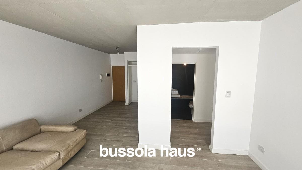 1-room apartment for sale (can be divided) in Devoto with a balcony