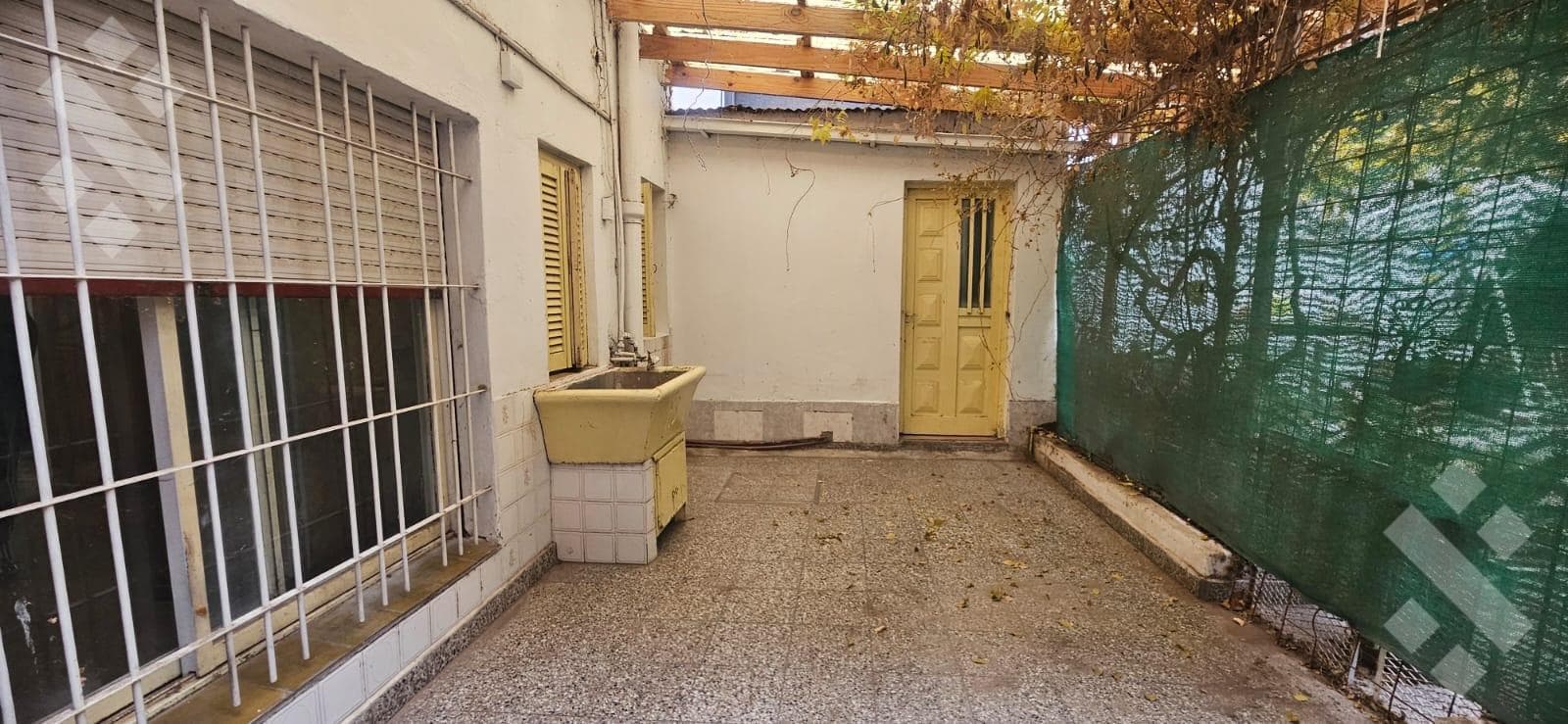 Commercial Rental: Studio Apartment - 326 Alderete Street - Neuquén City
