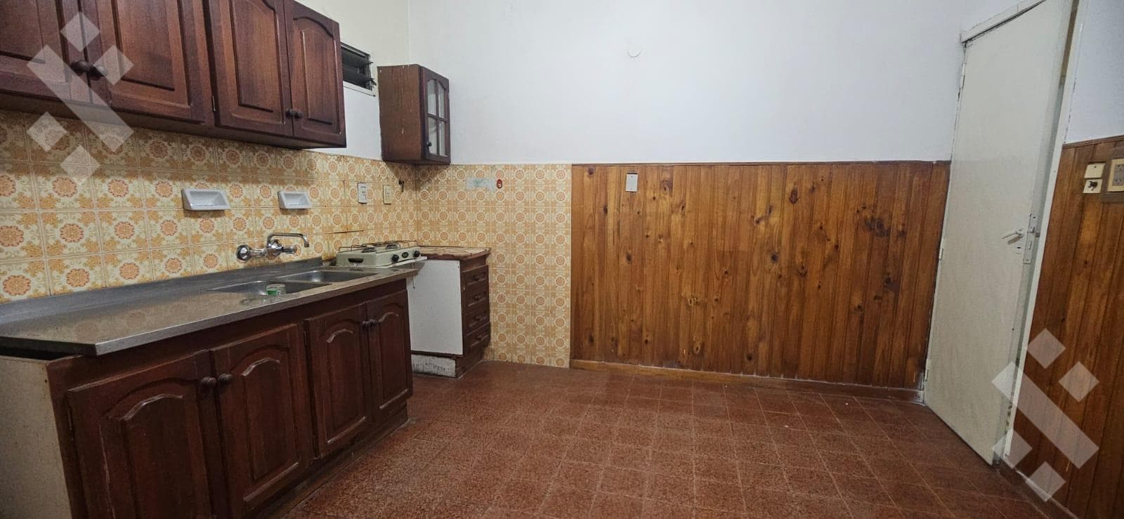 Commercial Rental: Studio Apartment - 326 Alderete Street - Neuquén City