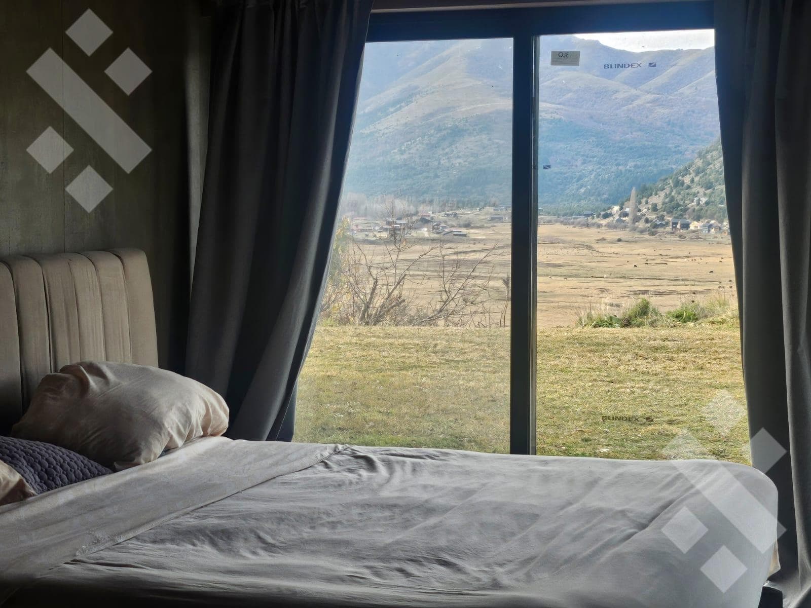 4-Bedroom House for Sale - Peñon del Lolog Neighborhood - San Martín de los Andes