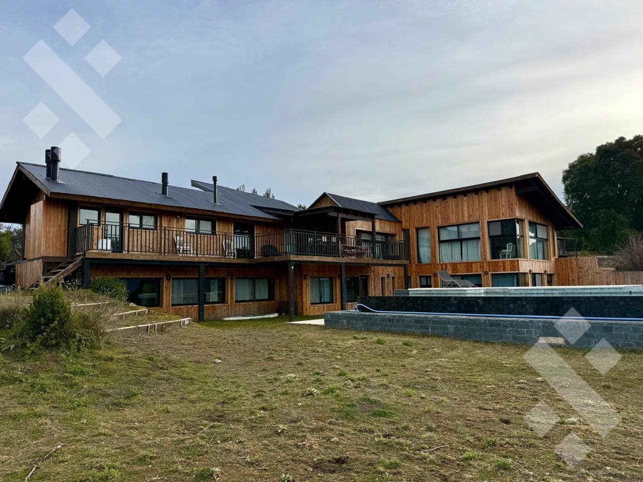 4-Bedroom House for Sale - Peñon del Lolog Neighborhood - San Martín de los Andes