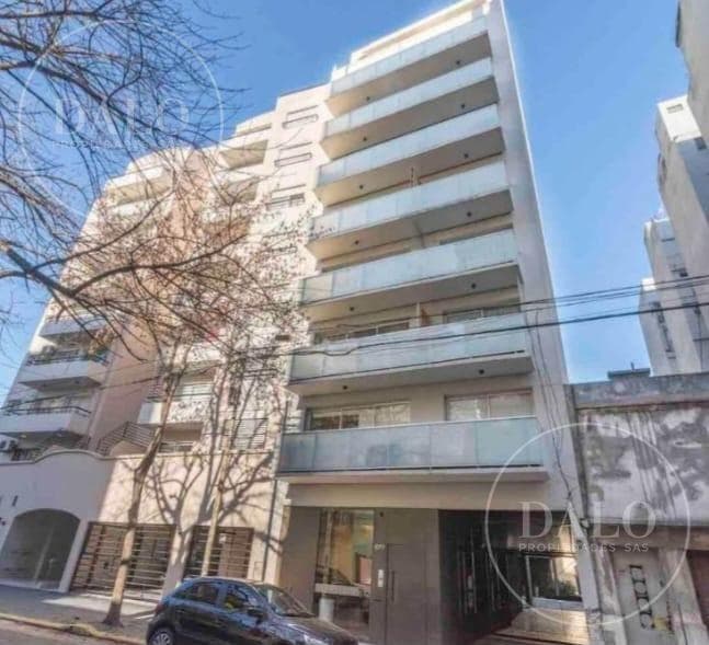 2-Bedroom Apartment for Sale in Villa Crespo