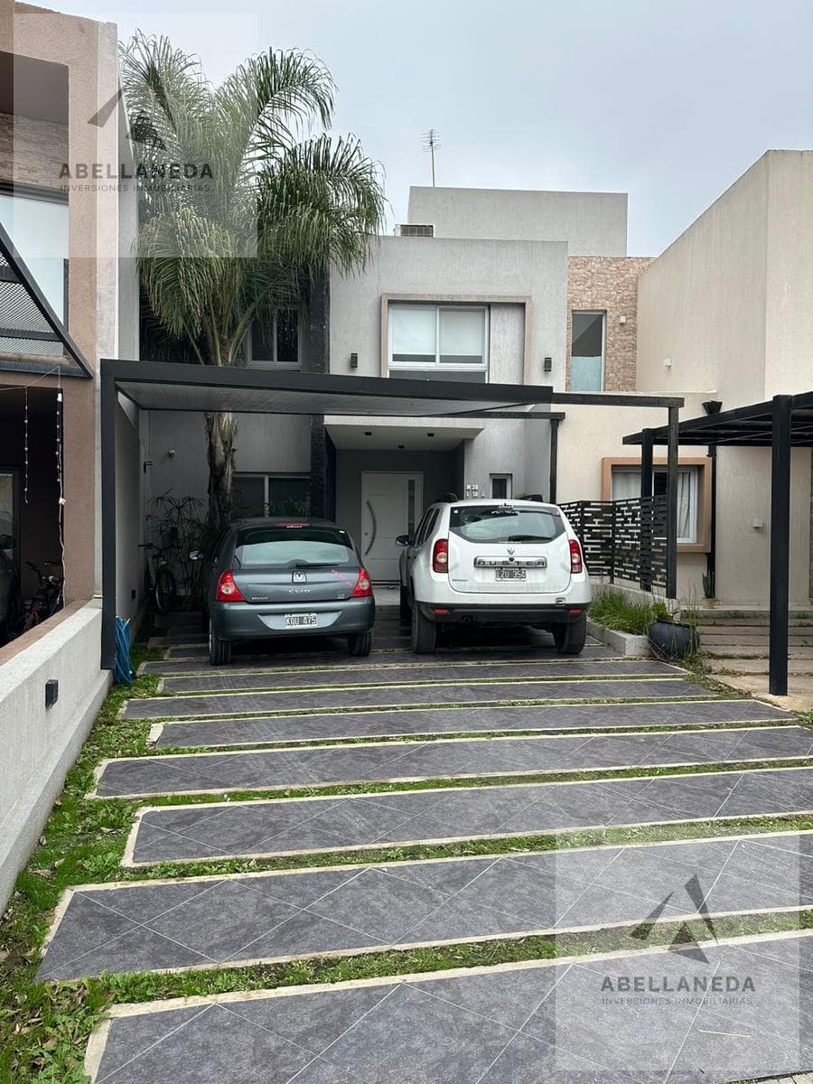210 m² Duplex with Pool for Sale - Cash Sale - Open to Lower Offers