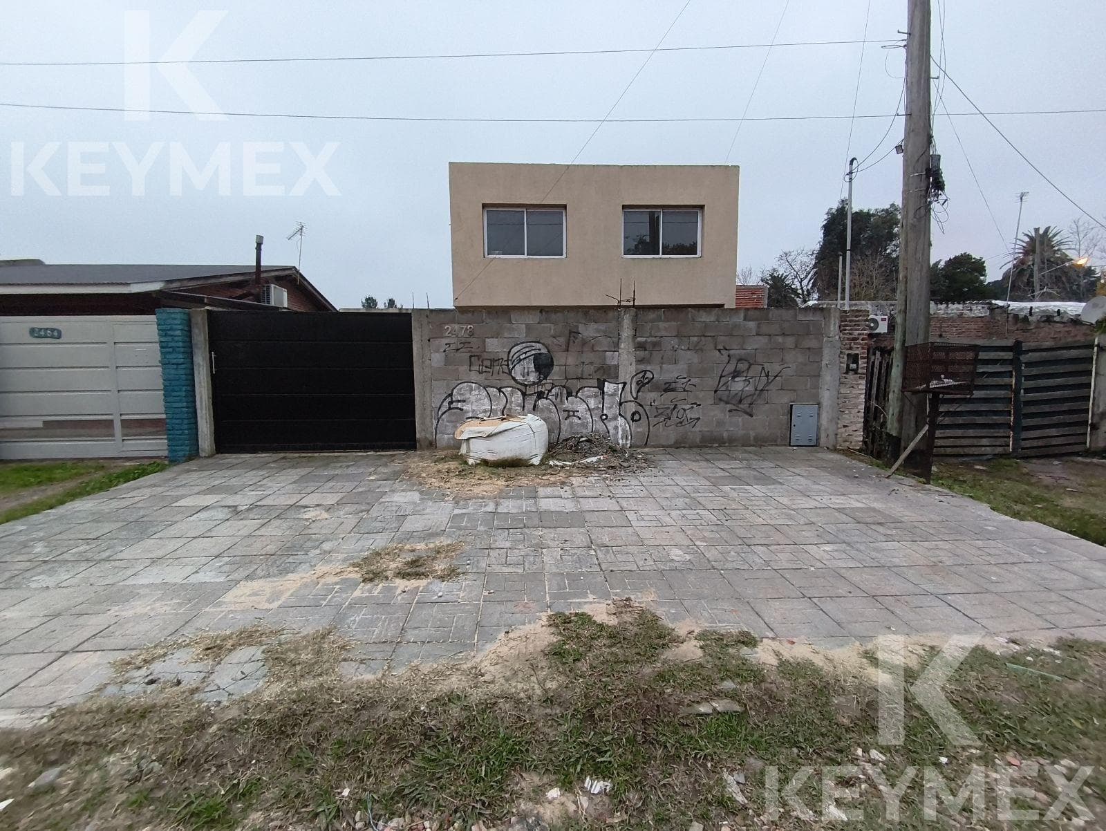 House for Sale | 3 Bedrooms! May Qualify for a Bank Loan / Juan María Gutiérrez / Berazategui