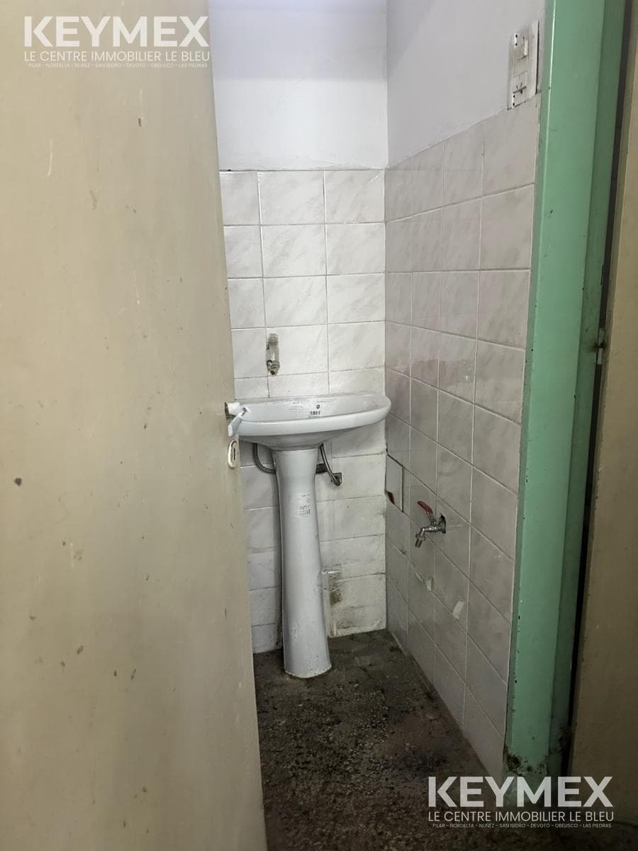 Commercial Space for Rent in Balvanera - Once, 70 m²