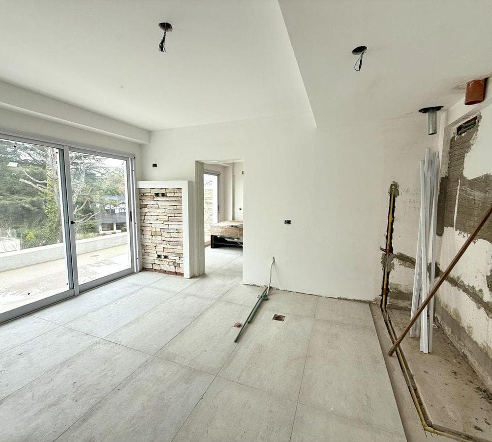 2-Room Apartment for Sale - Canning