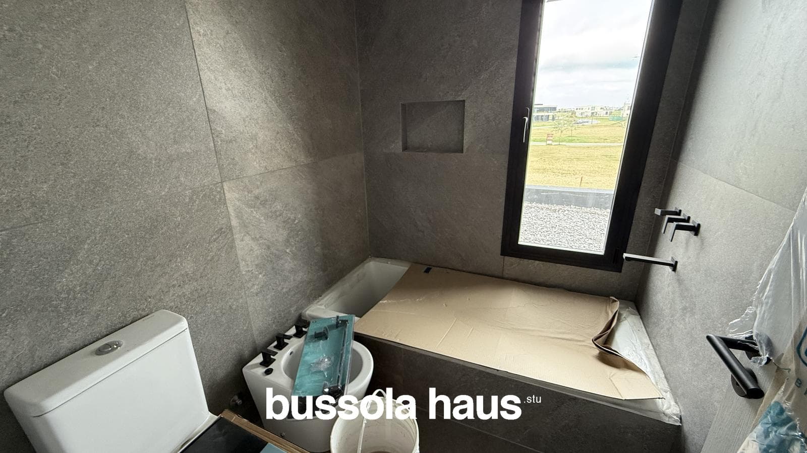 5-room house for sale with a pool in Amarras Puertos Escobar
