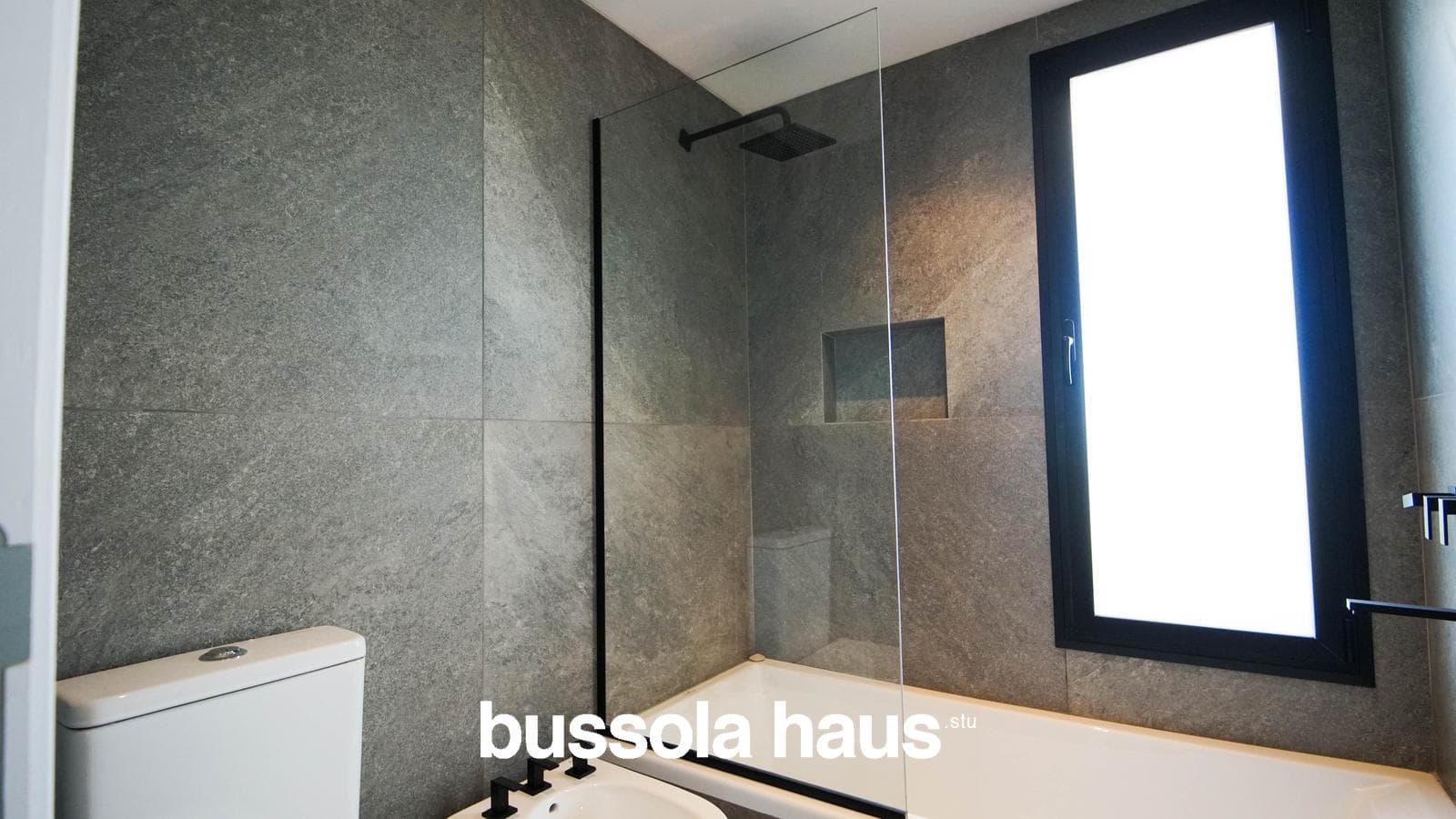5-room house for sale with a pool in Amarras Puertos Escobar
