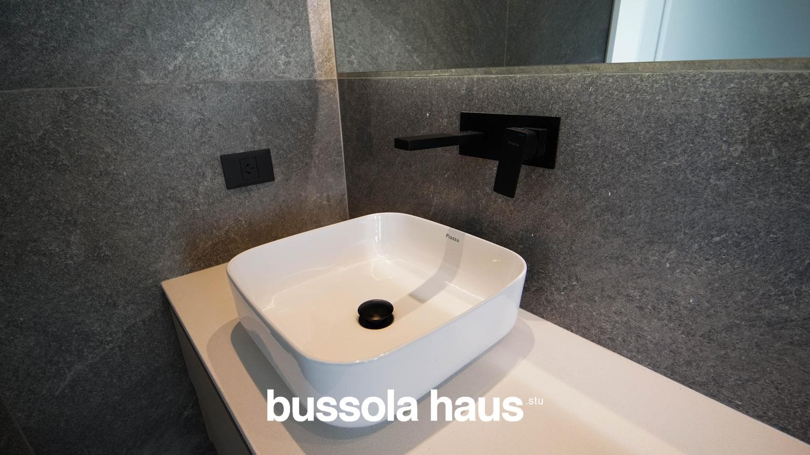 5-room house for sale with a pool in Amarras Puertos Escobar