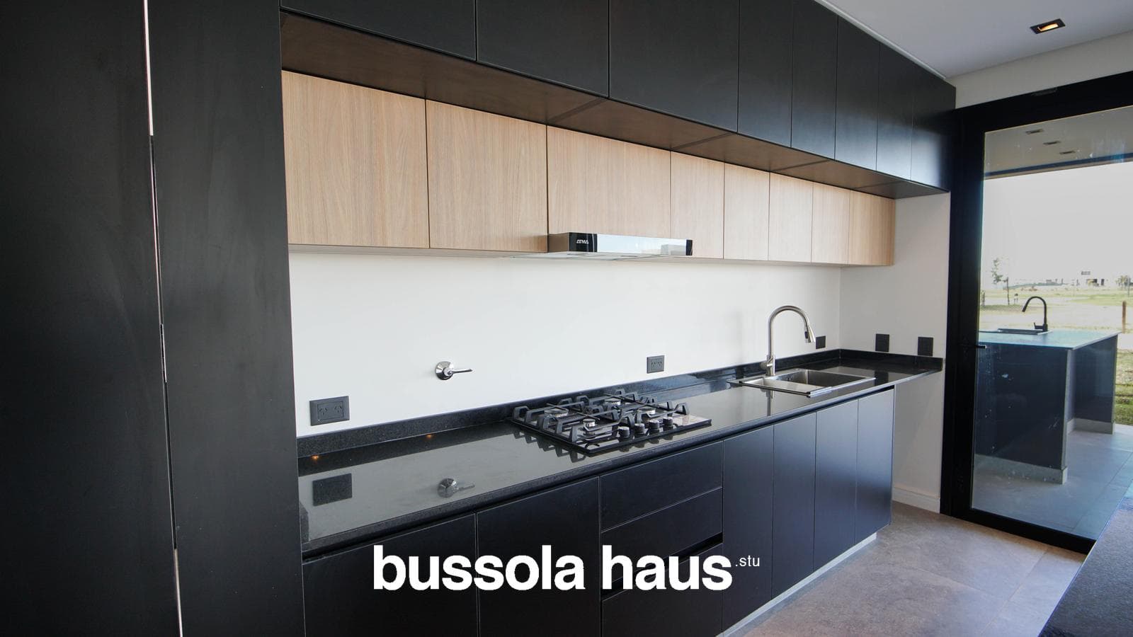 5-room house for sale with a pool in Amarras Puertos Escobar