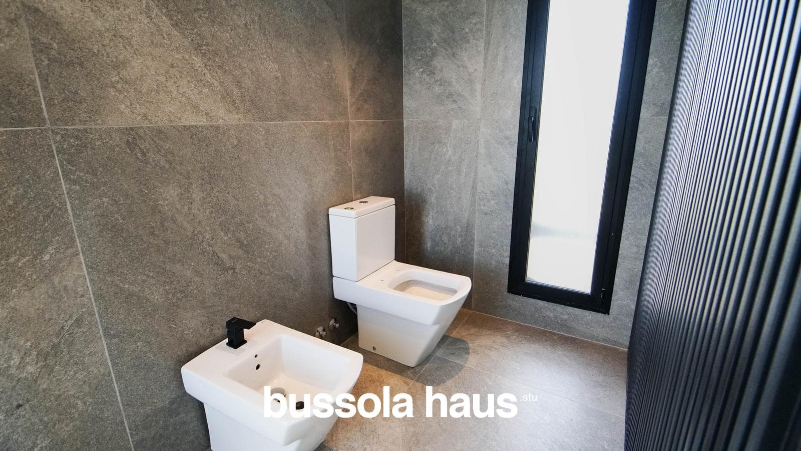 5-room house for sale with a pool in Amarras Puertos Escobar