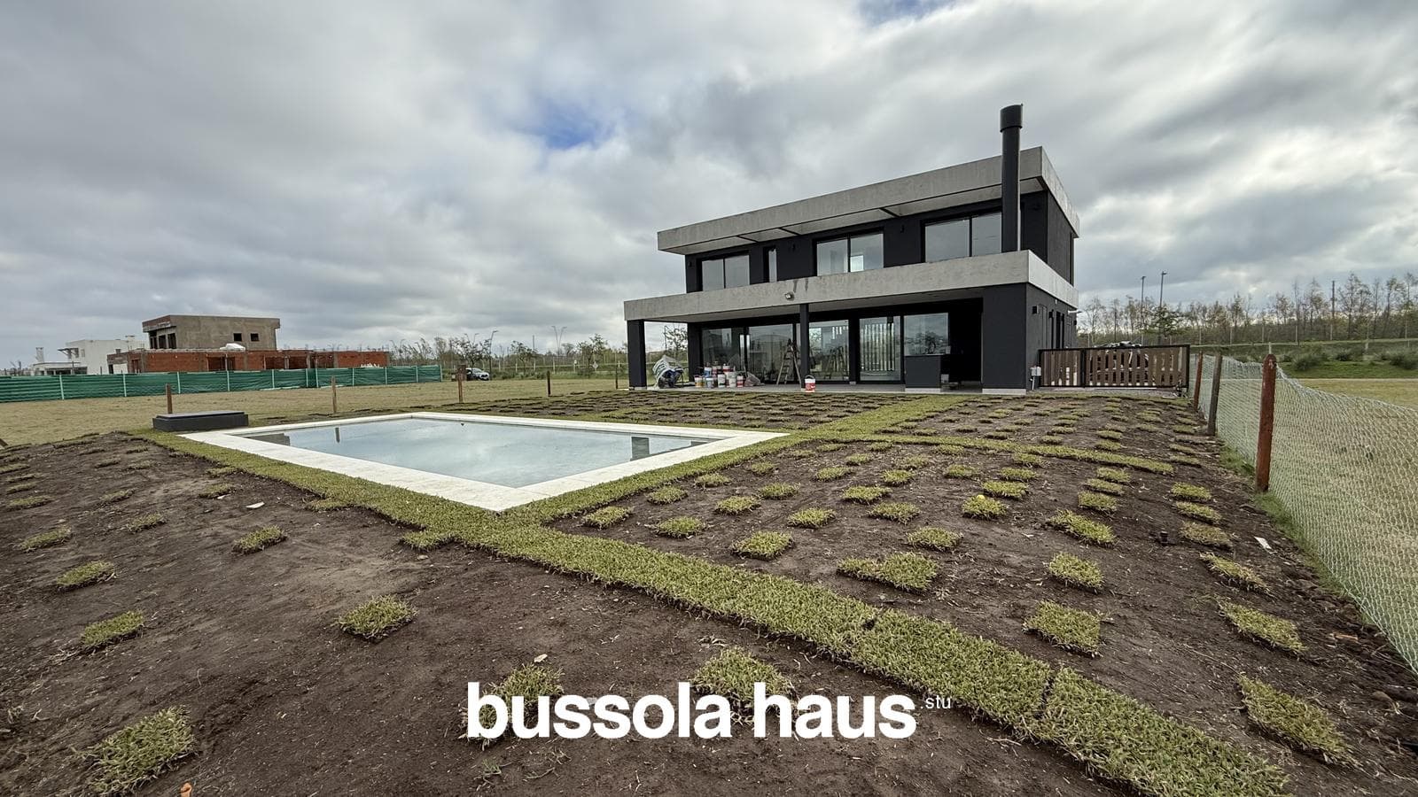 5-room house for sale with a pool in Amarras Puertos Escobar