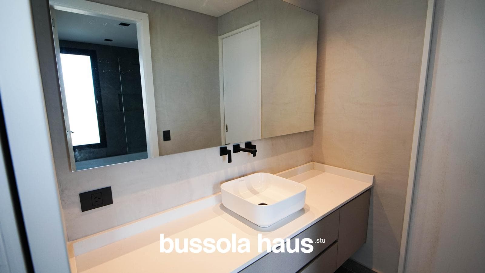 5-room house for sale with a pool in Amarras Puertos Escobar