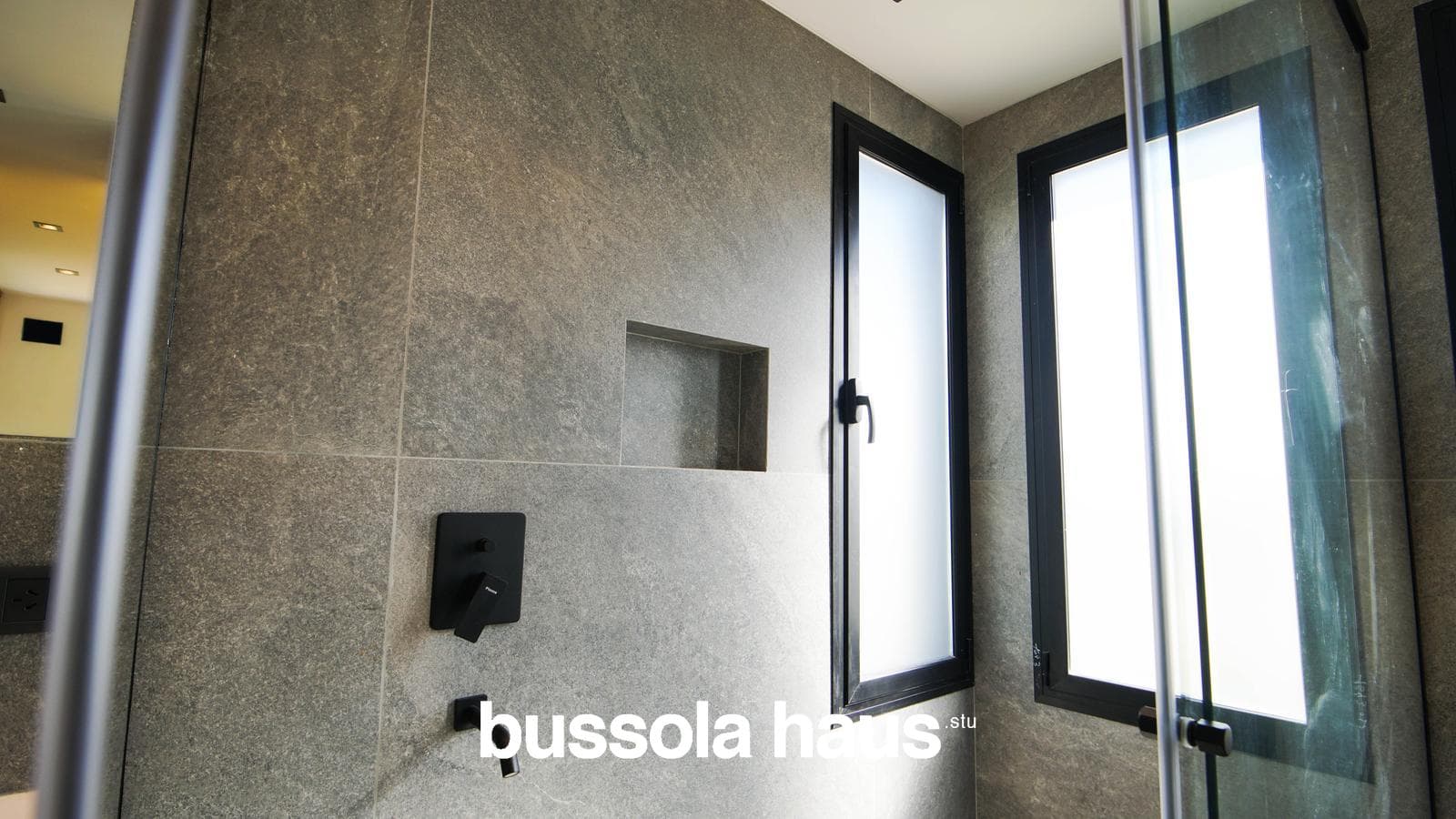5-room house for sale with a pool in Amarras Puertos Escobar
