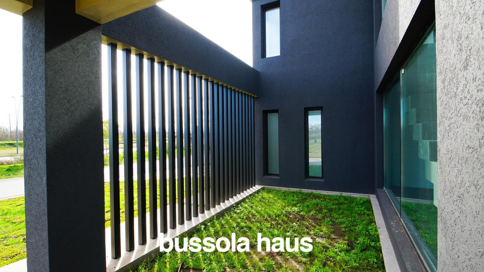 5-room house for sale with a pool in Amarras Puertos Escobar