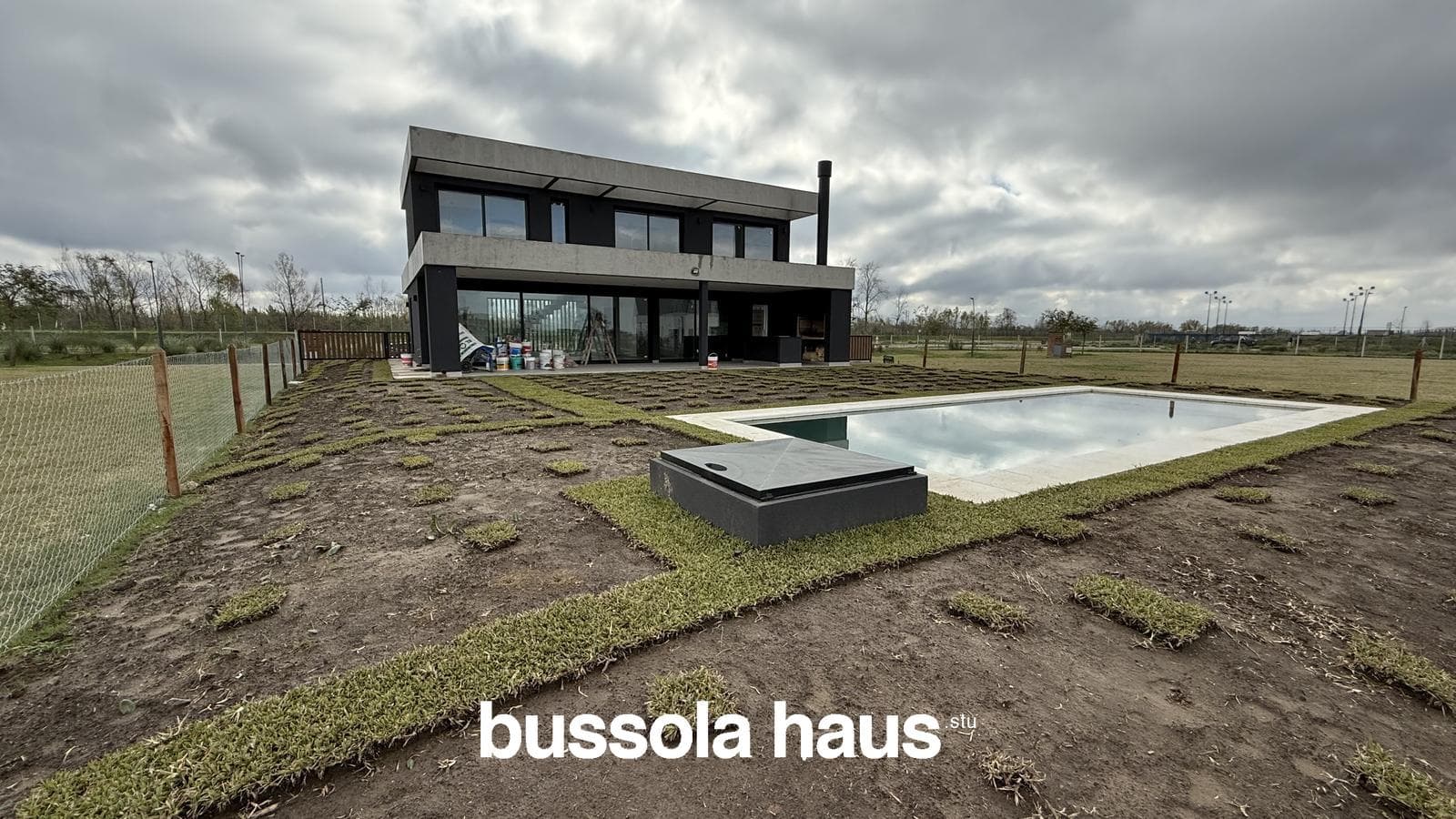 5-room house for sale with a pool in Amarras Puertos Escobar