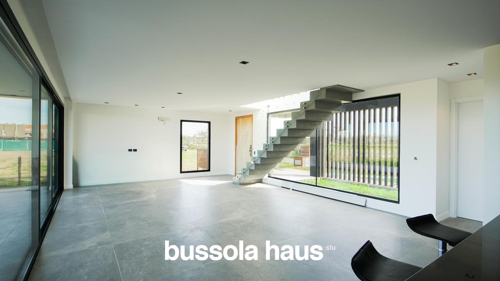 5-room house for sale with a pool in Amarras Puertos Escobar