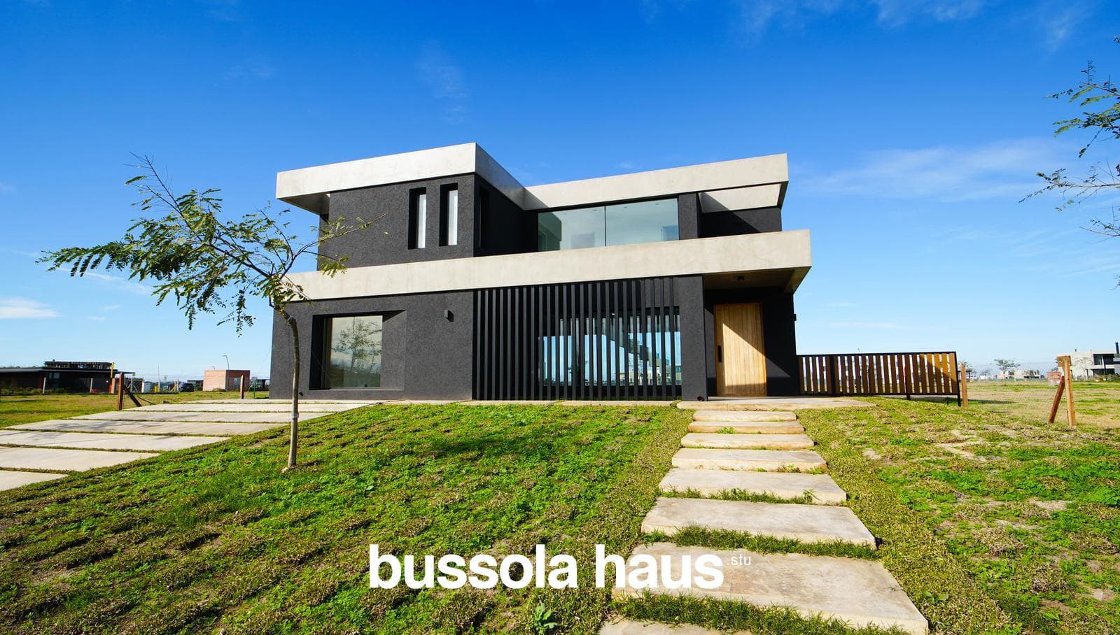 5-room house for sale with a pool in Amarras Puertos Escobar