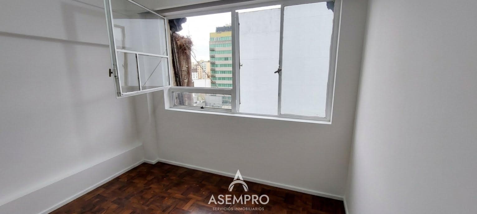 Departamento monoambiente en venta en el barrio de Monserrat