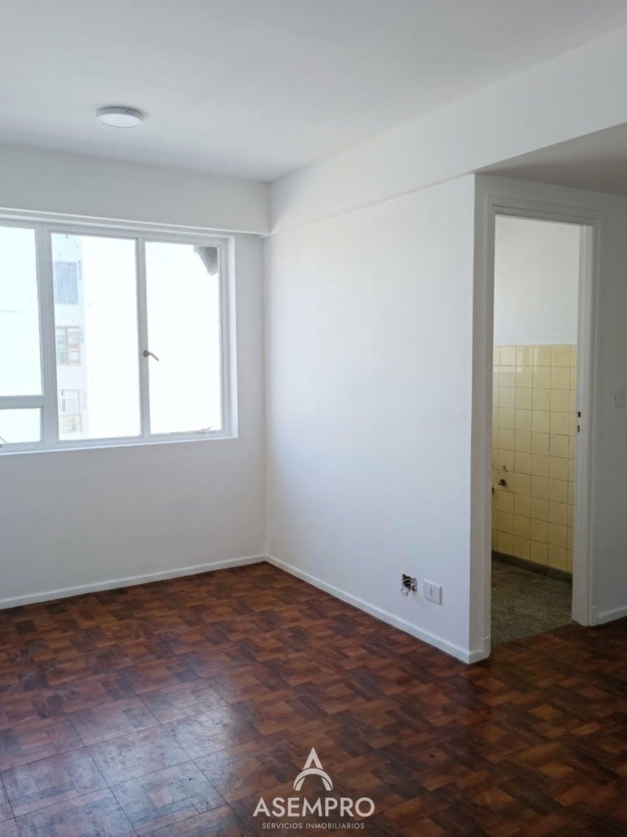 Departamento monoambiente en venta en el barrio de Monserrat