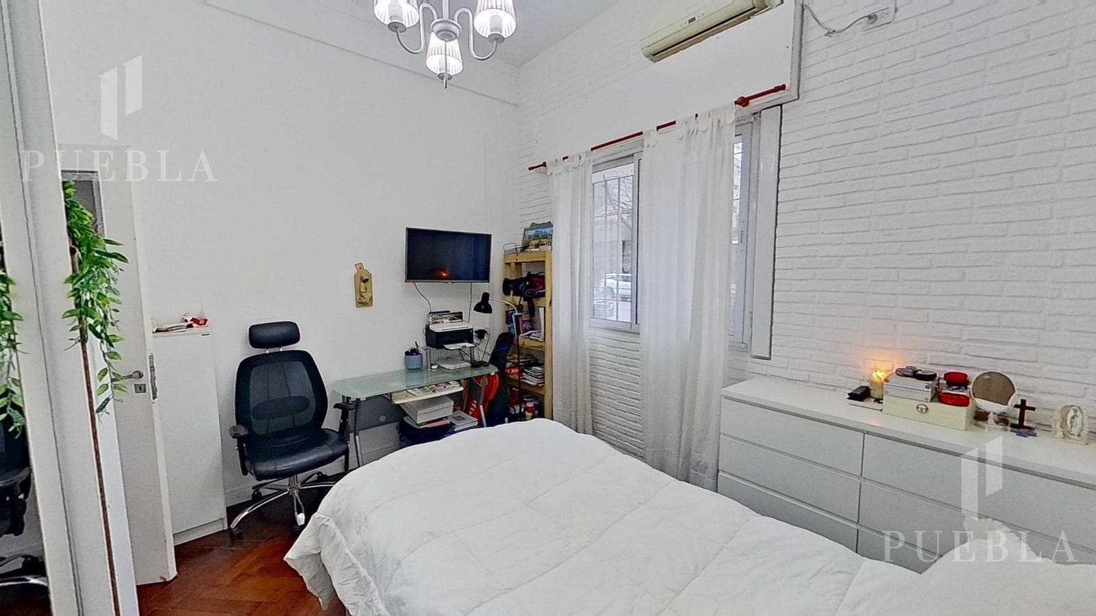 For Sale: Ground-Floor 3-Room Apartment with Patio | Caballito | Low Maintenance Fees