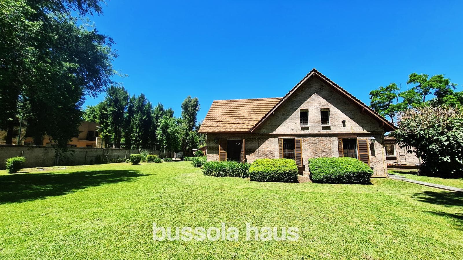 4-Bedroom House for Sale in Pilar