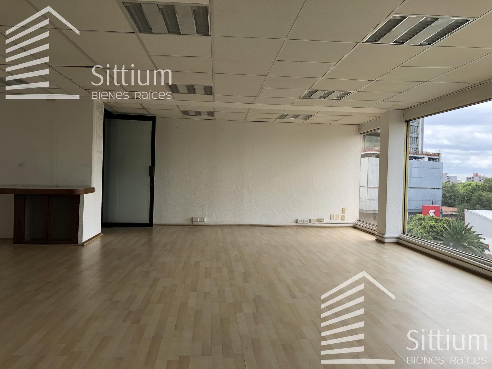 Office for Rent - Insurgentes Sur, 2nd Floor - 365 m2