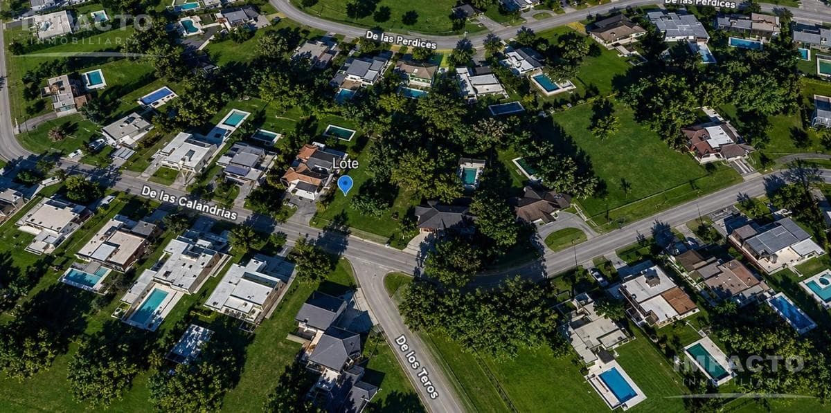 Land for Sale in the Las Perdices Gated Community, Virrey del Pino