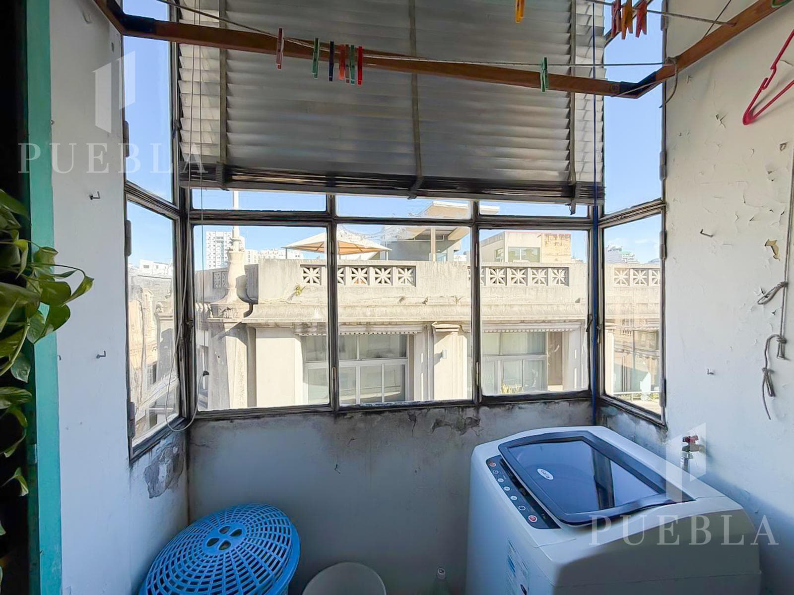 3-ROOM APARTMENT FOR SALE IN MONTSERRAT—Ideal for Investors
