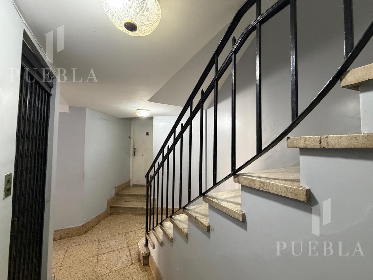 3-ROOM APARTMENT FOR SALE IN MONTSERRAT—Ideal for Investors