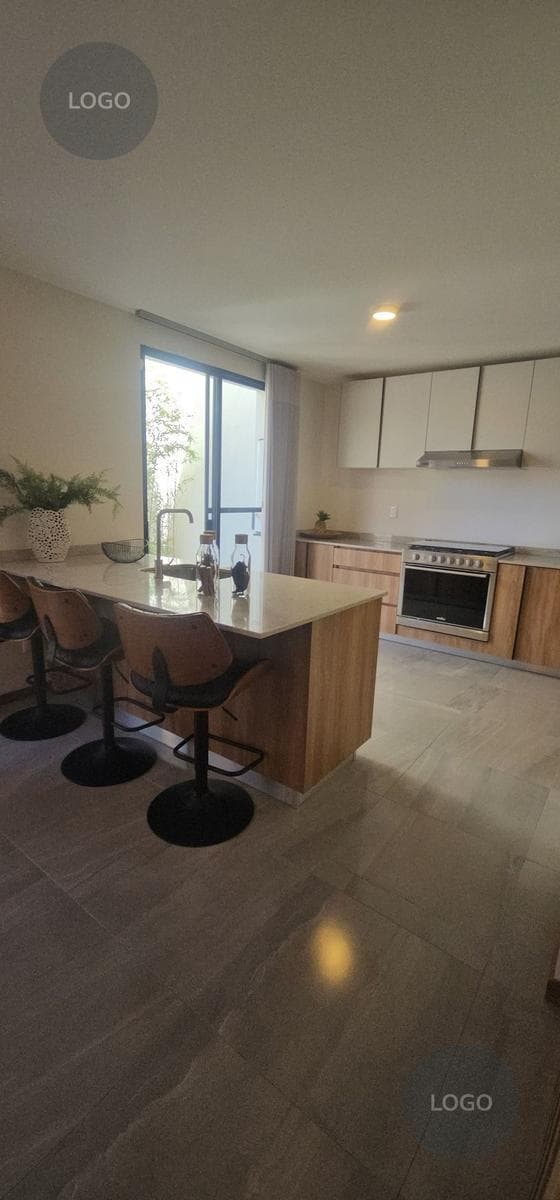 HOUSE FOR SALE IN ZIBATA