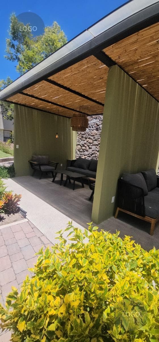 HOUSE FOR SALE IN ZIBATA