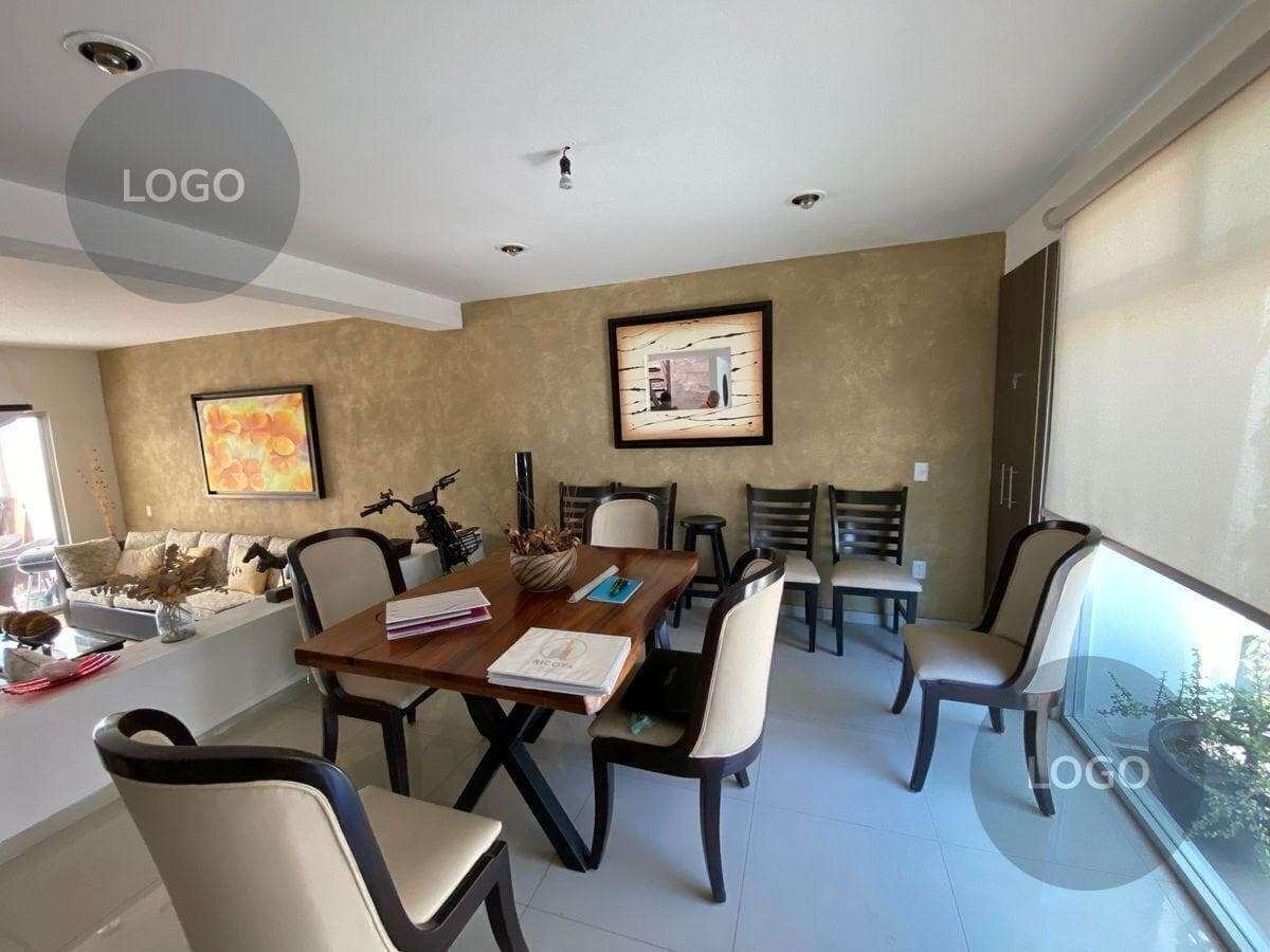 House for Sale in Loma Dorada