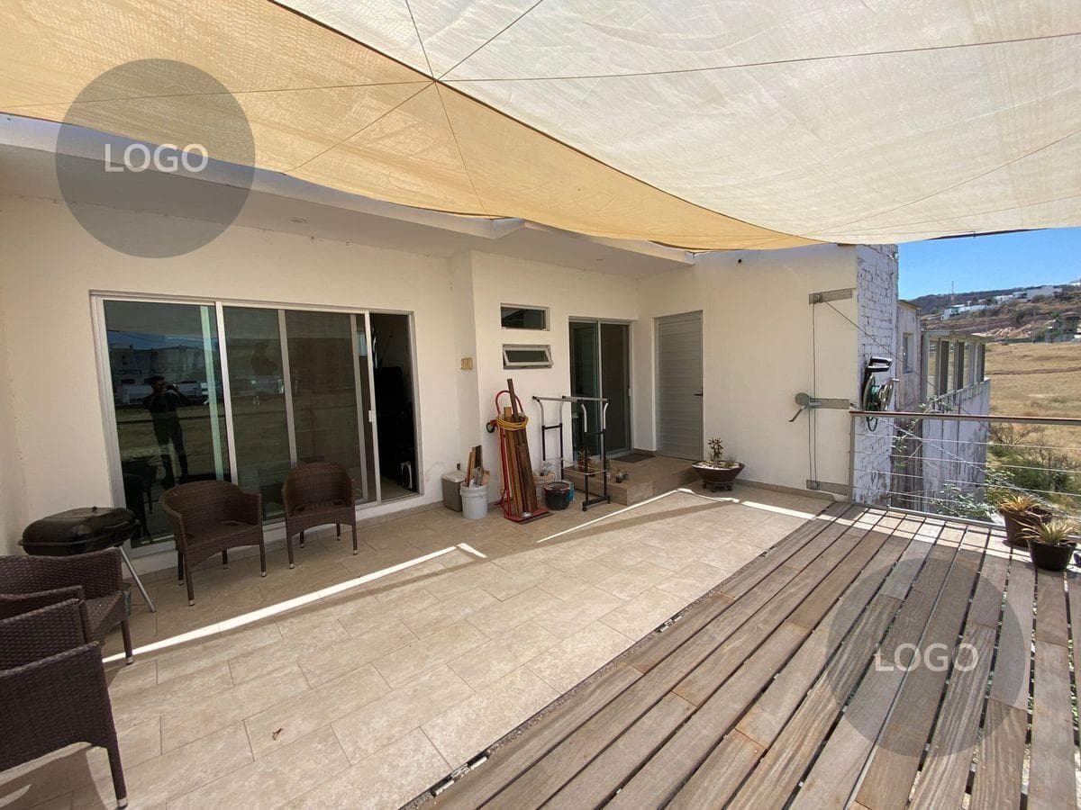 House for Sale in Loma Dorada