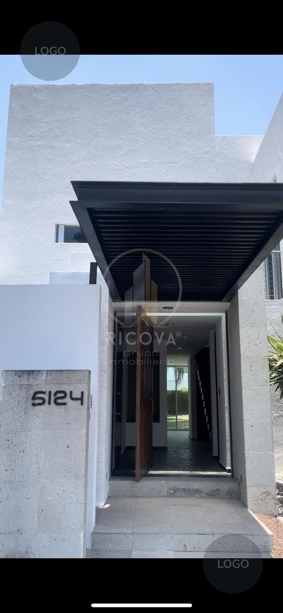 House for Sale in El Refugio