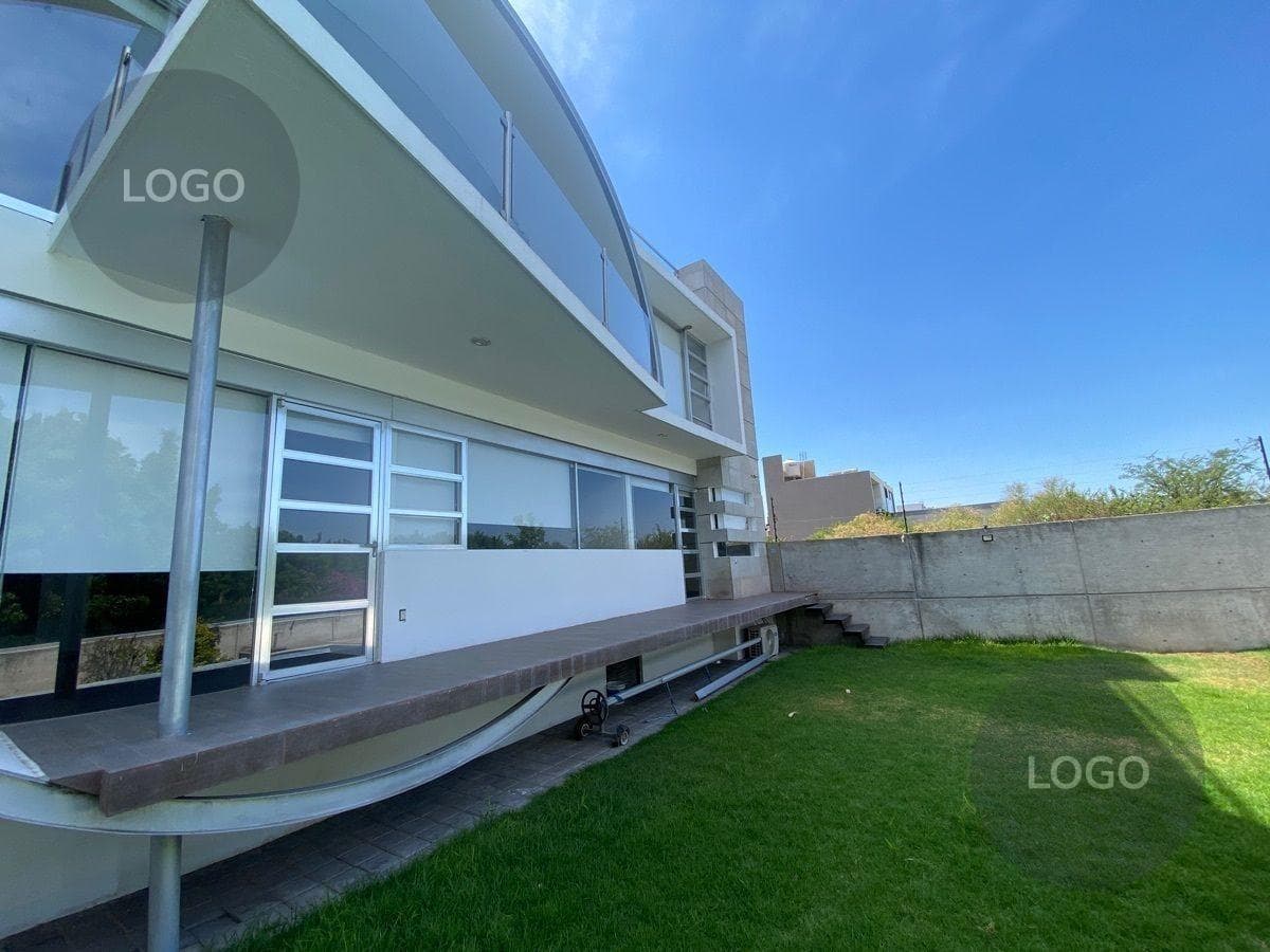Luxury Home for Sale in Cumbres del Lago Juriquilla
