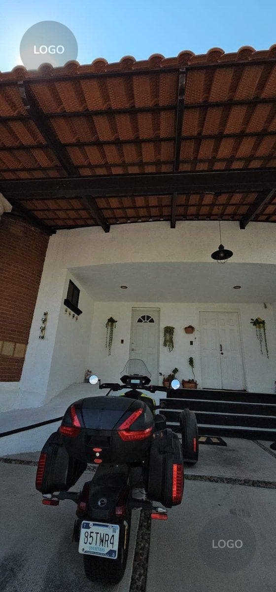 HOUSE IN VISTA REAL