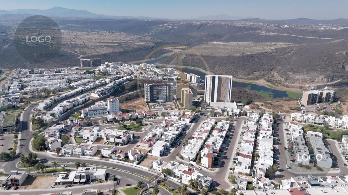Condos for Sale in Cañadas del Lago