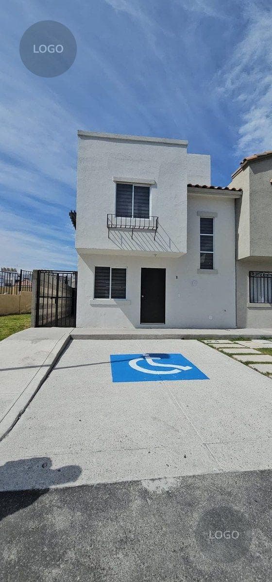 NEW HOUSE IN REAL SOLARE