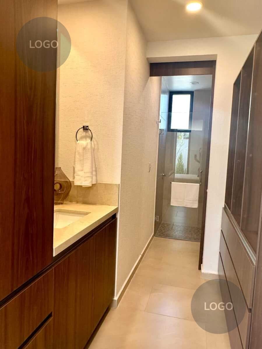 APARTMENT IN ZIRE