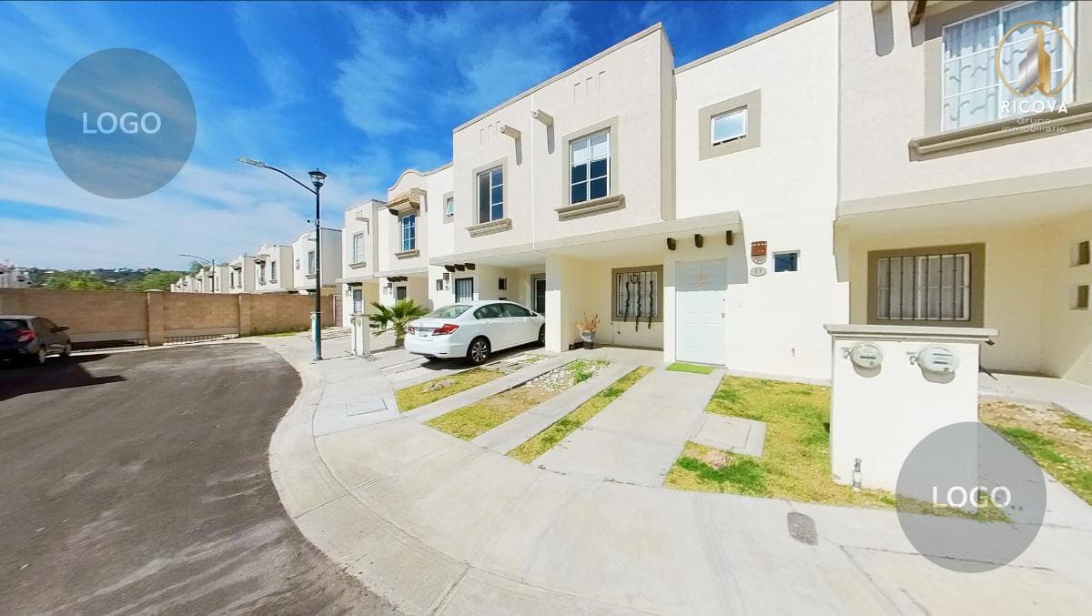 House for Sale in Puerta Verona